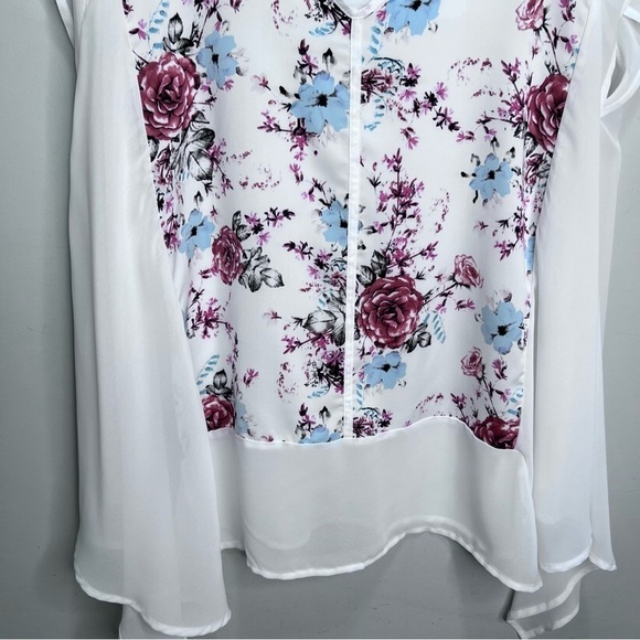 Torrid White Floral Sheer Back Hanky Hem Blouse - Picture 6 of 12